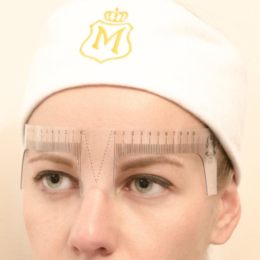 Skin Monarch Eyebrows Ruler — in use